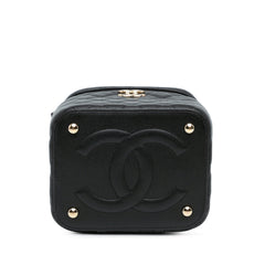 CC Quilted Caviar Top Handle Vanity Case with Chain