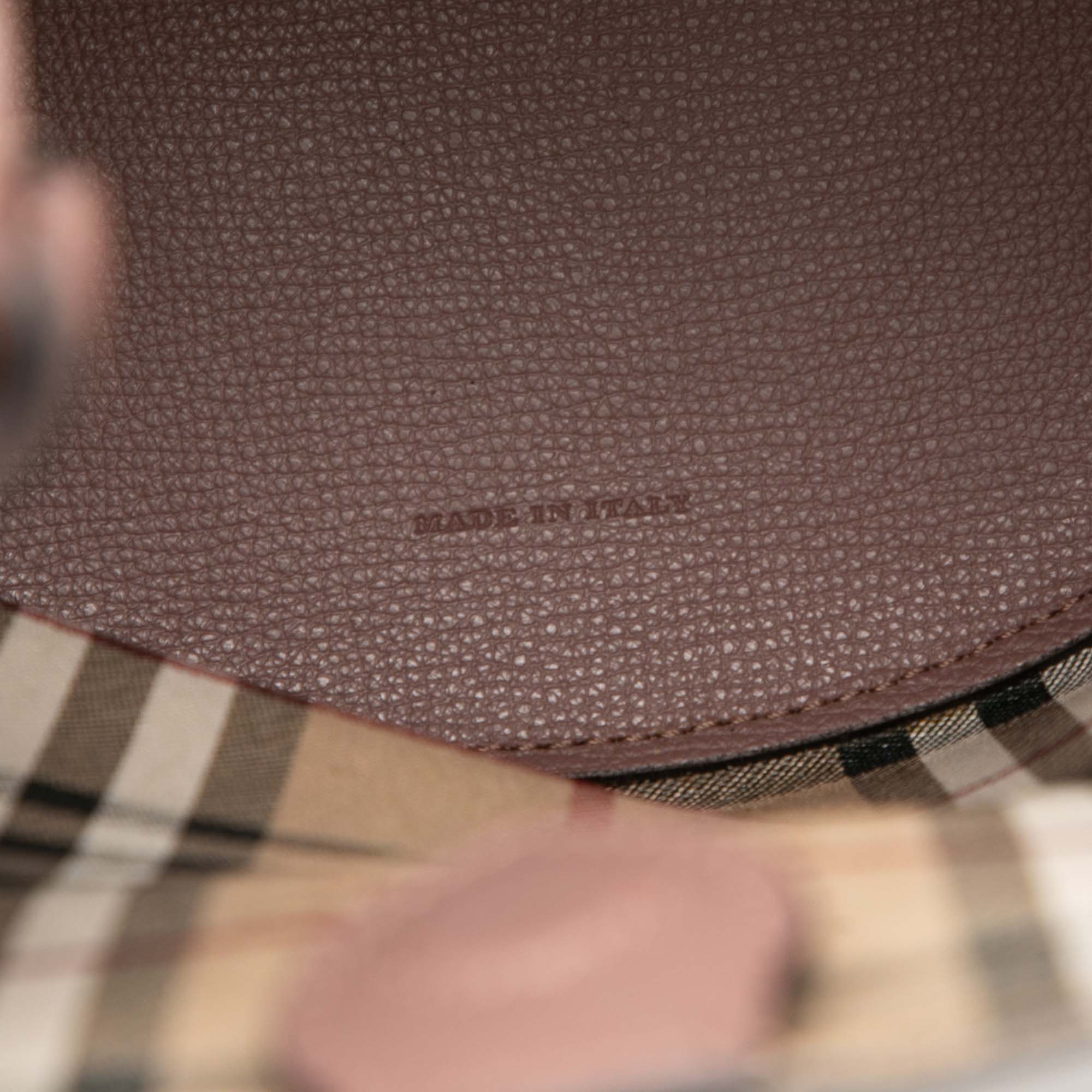 Leather Lorne Bucket Bag