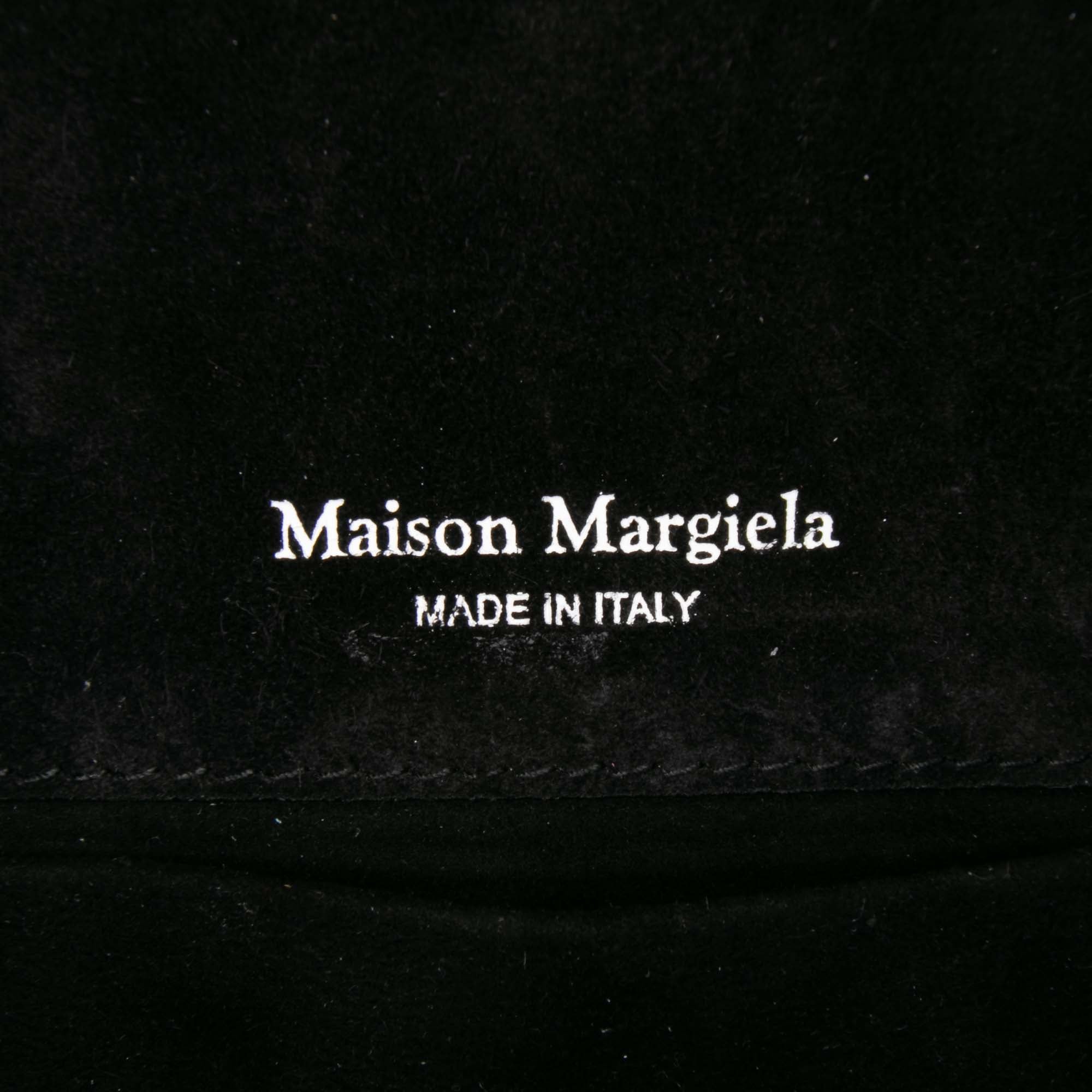 Small Leather Snatched Classique Bag
