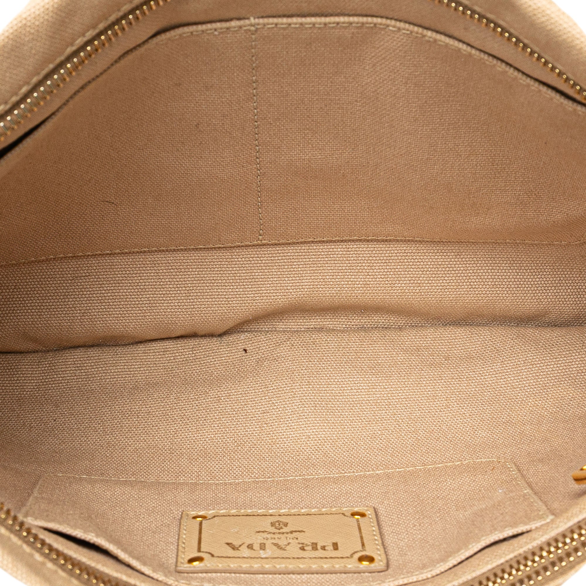 Canvas Canapa Studded Vernice Clutch