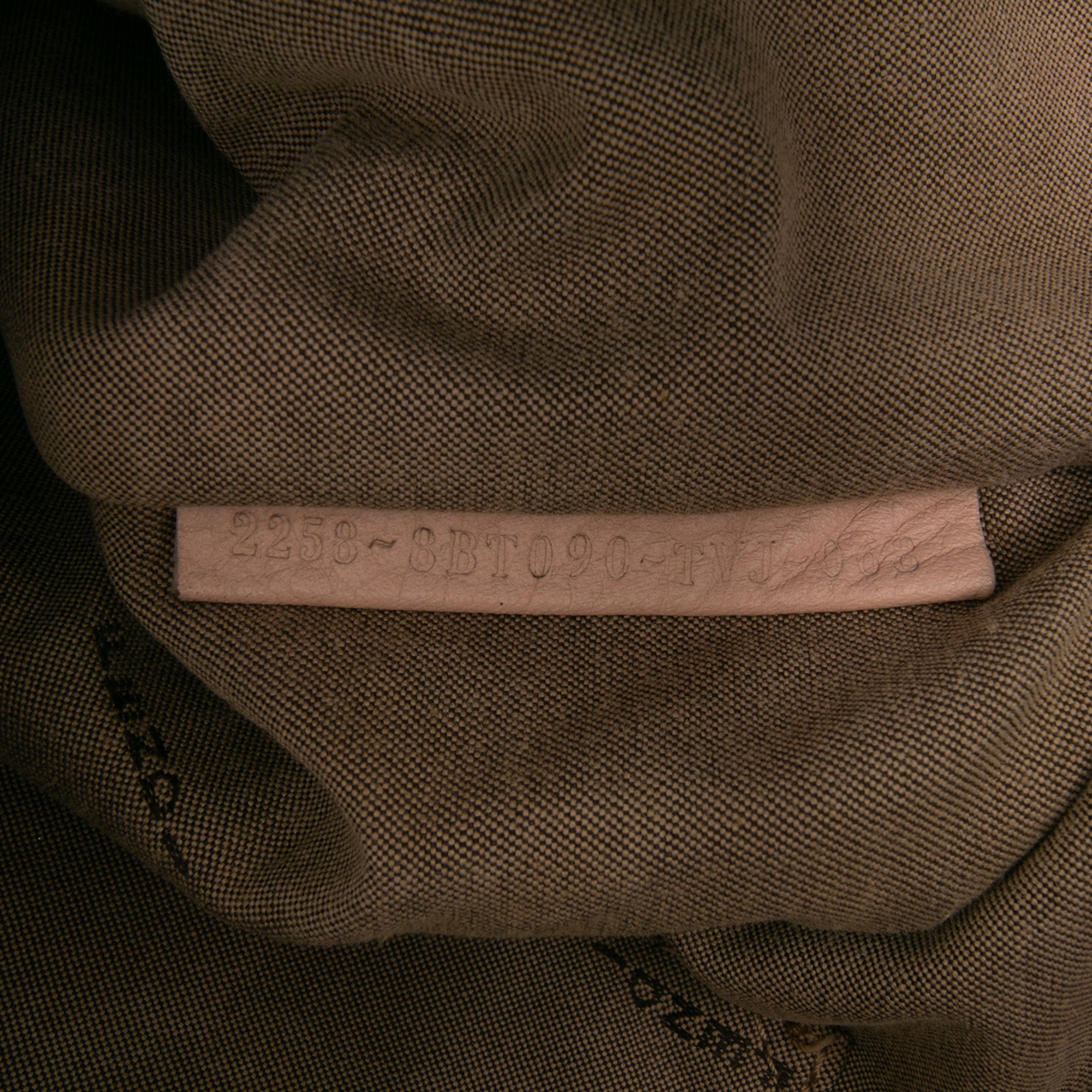 Zucchino Canvas F Charm Crossbody