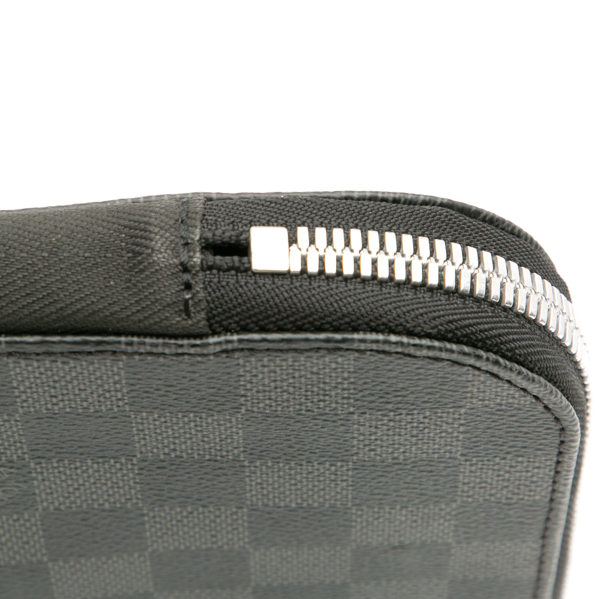 Damier Graphite Horizon Laptop Sleeve