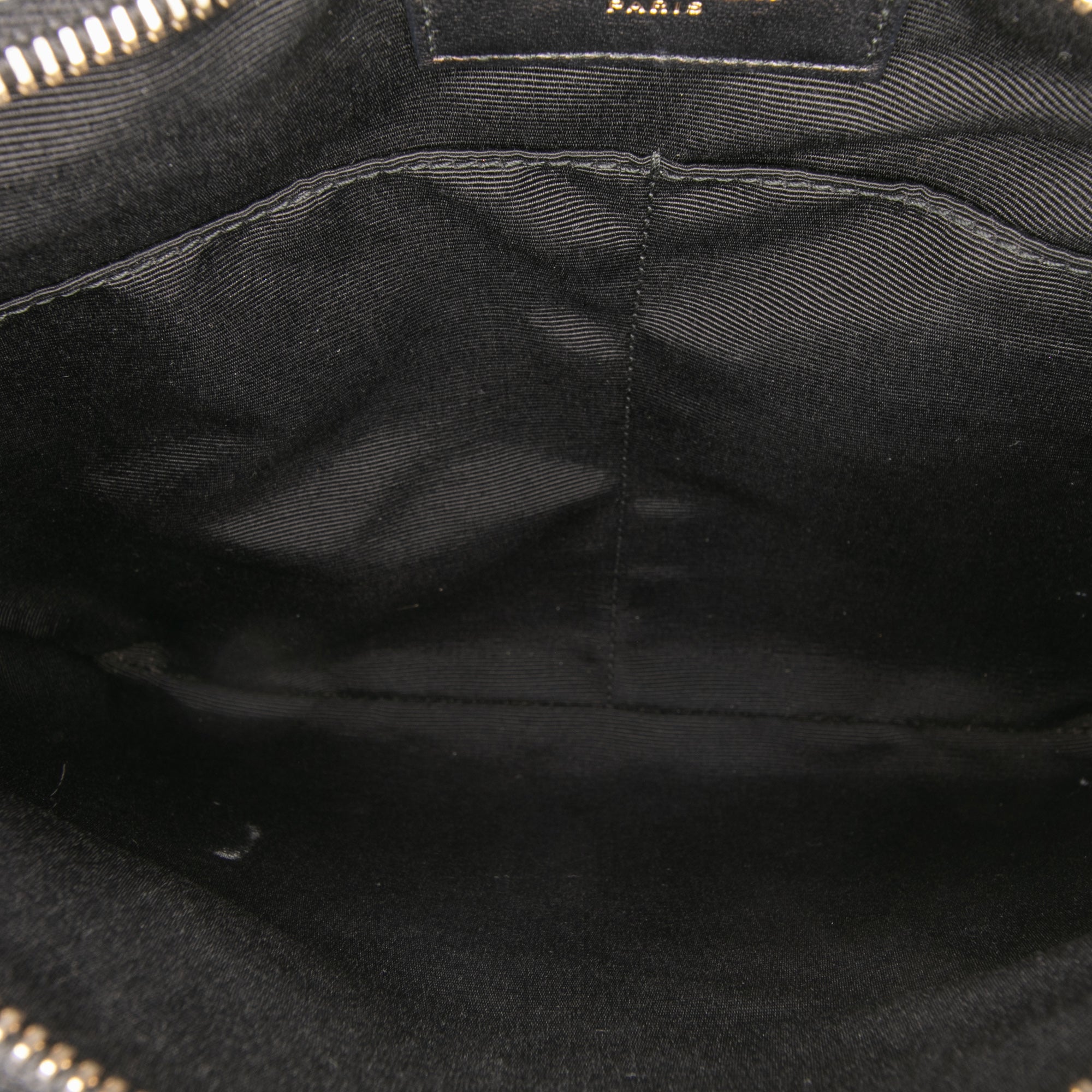 Grain De Poudre Flat Crossbody