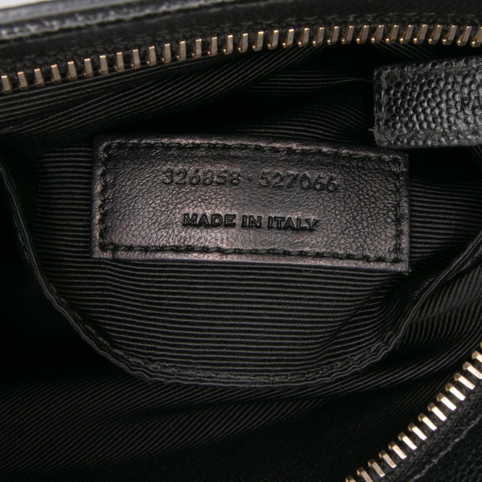 Grain De Poudre Flat Crossbody