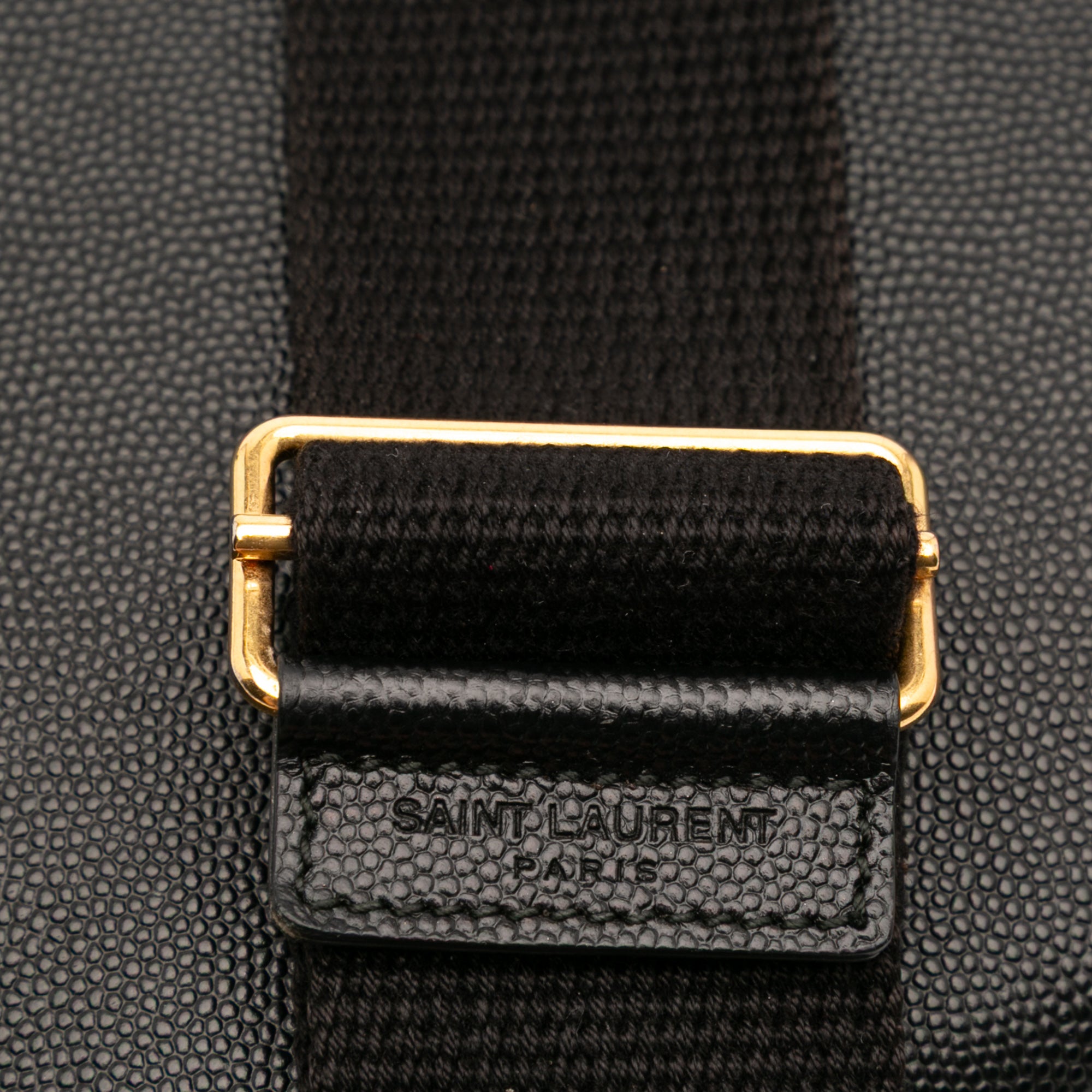 Grain De Poudre Flat Crossbody