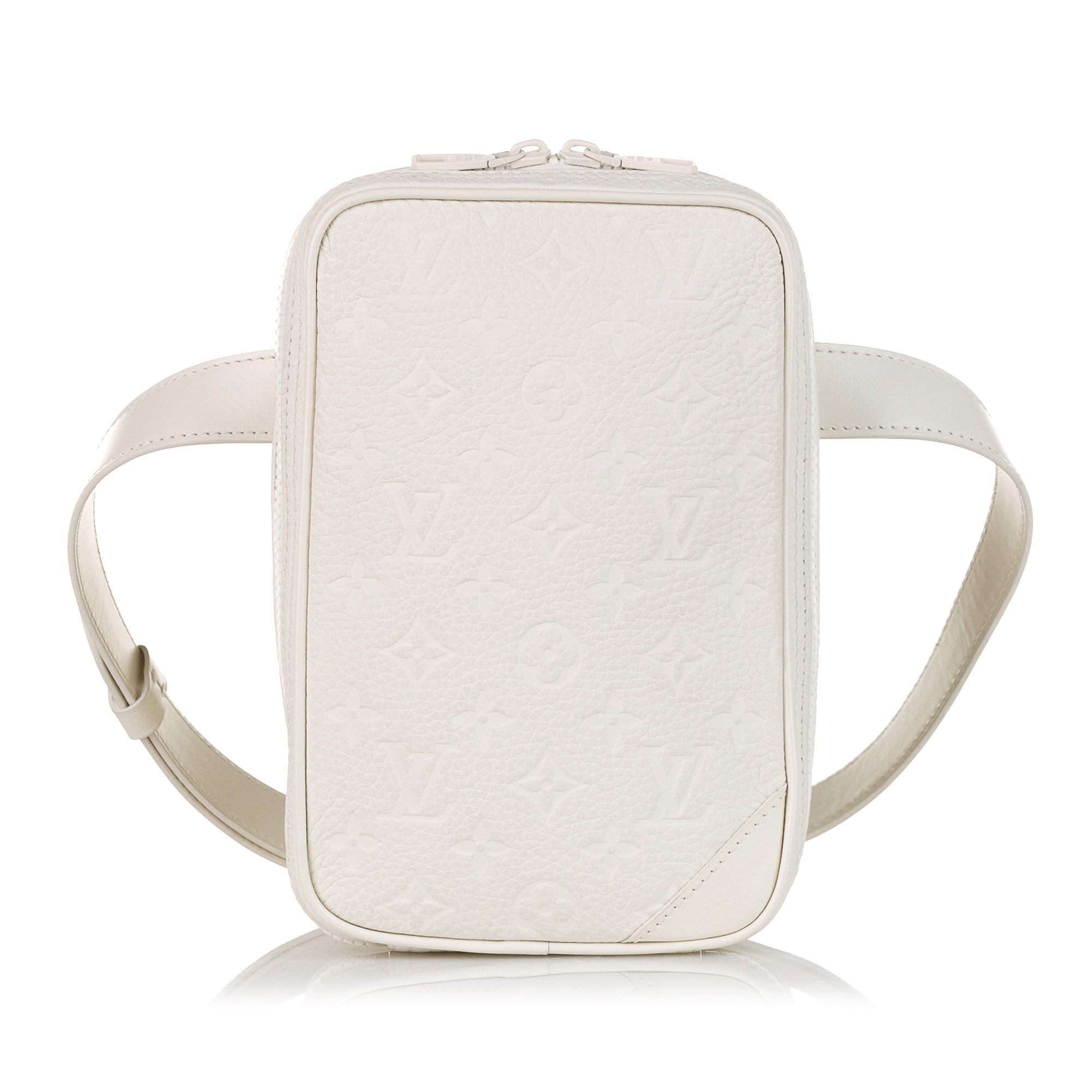 Monogram Taurillon Utility Side 