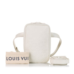 Monogram Taurillon Utility Side 