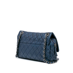 Jumbo Iridescent Quilted Caviar Easy Flap
