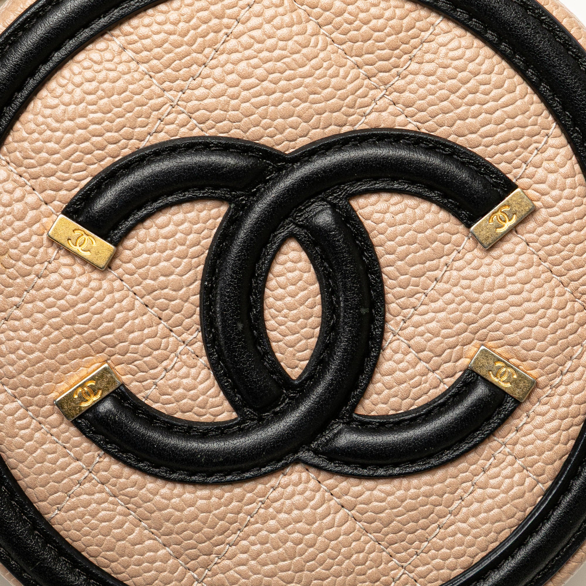 Caviar CC Filigree Round Crossbody