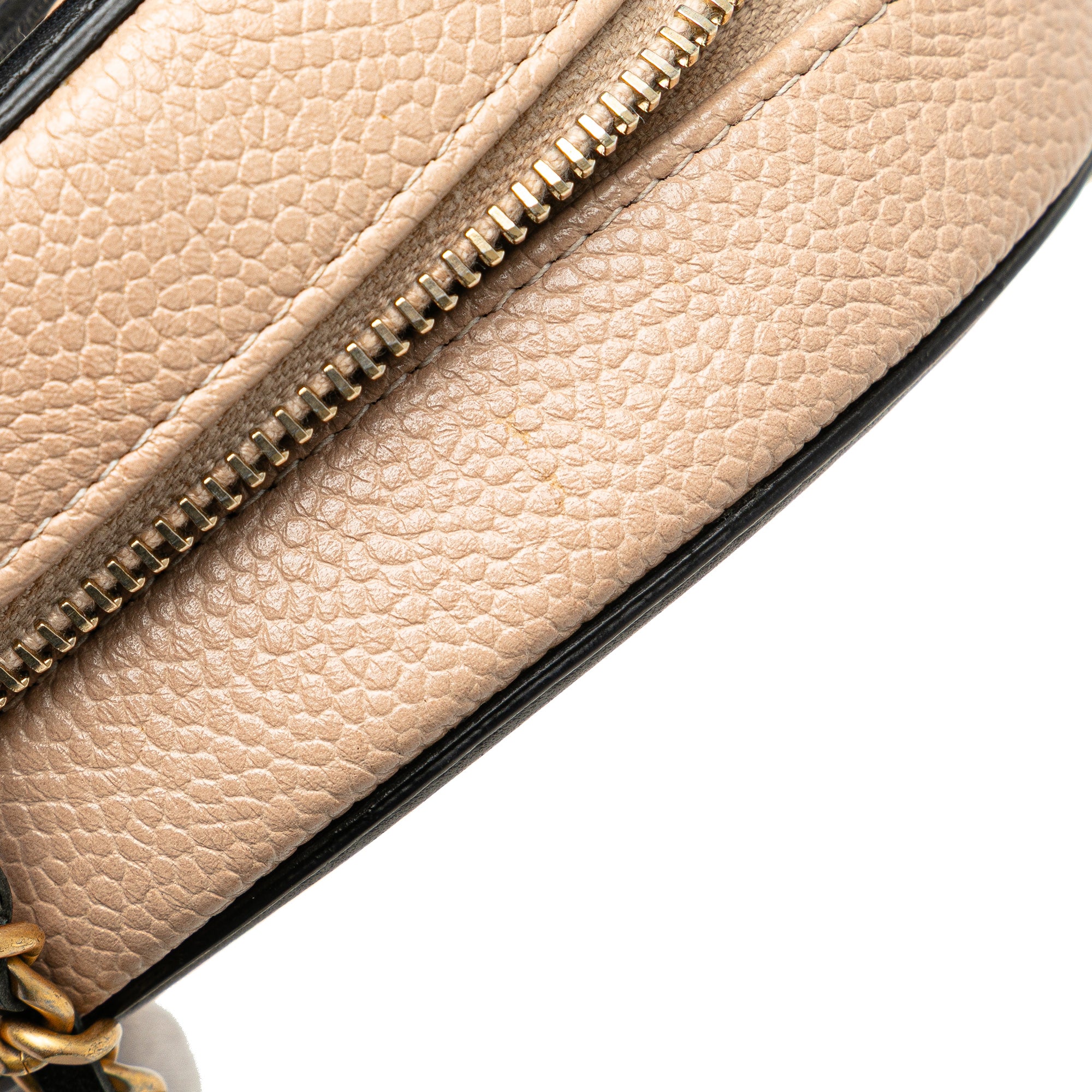 Caviar CC Filigree Round Crossbody