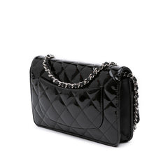 CC Quilted Patent Wallet On Chain