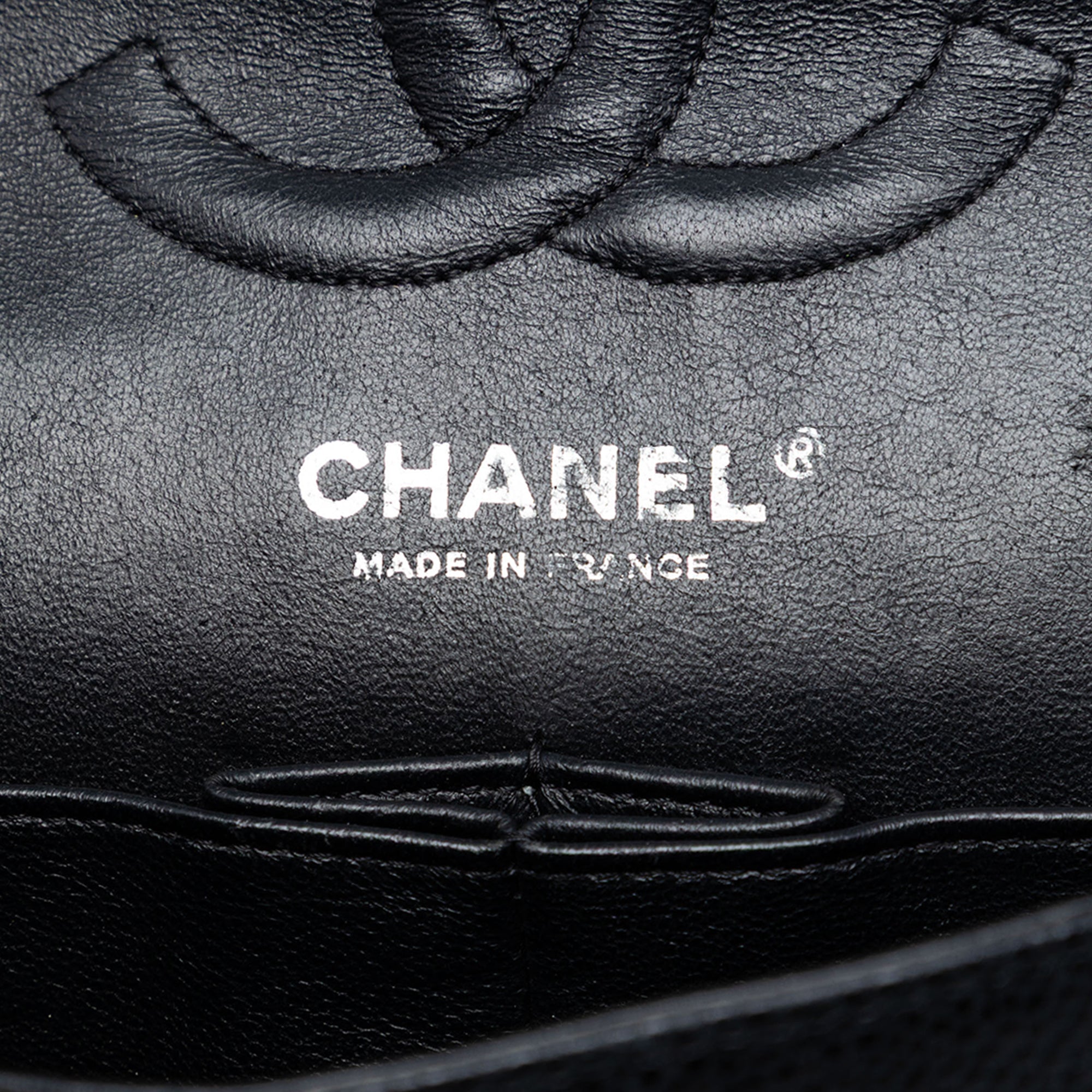 Medium Classic Caviar Double Flap