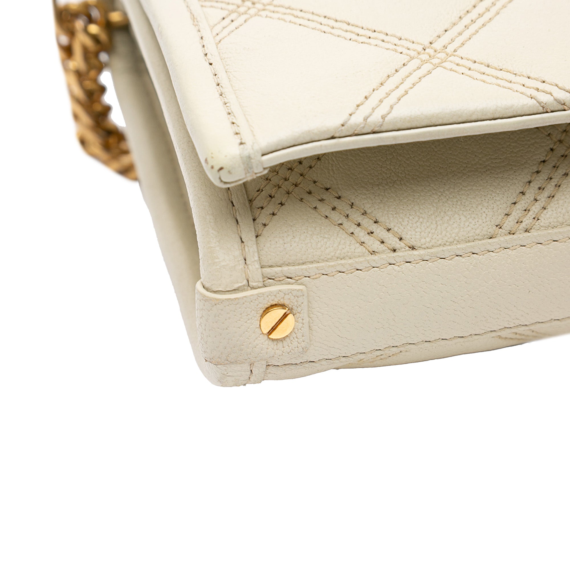 Quilted Lambskin Diamond Becky Chain Wallet