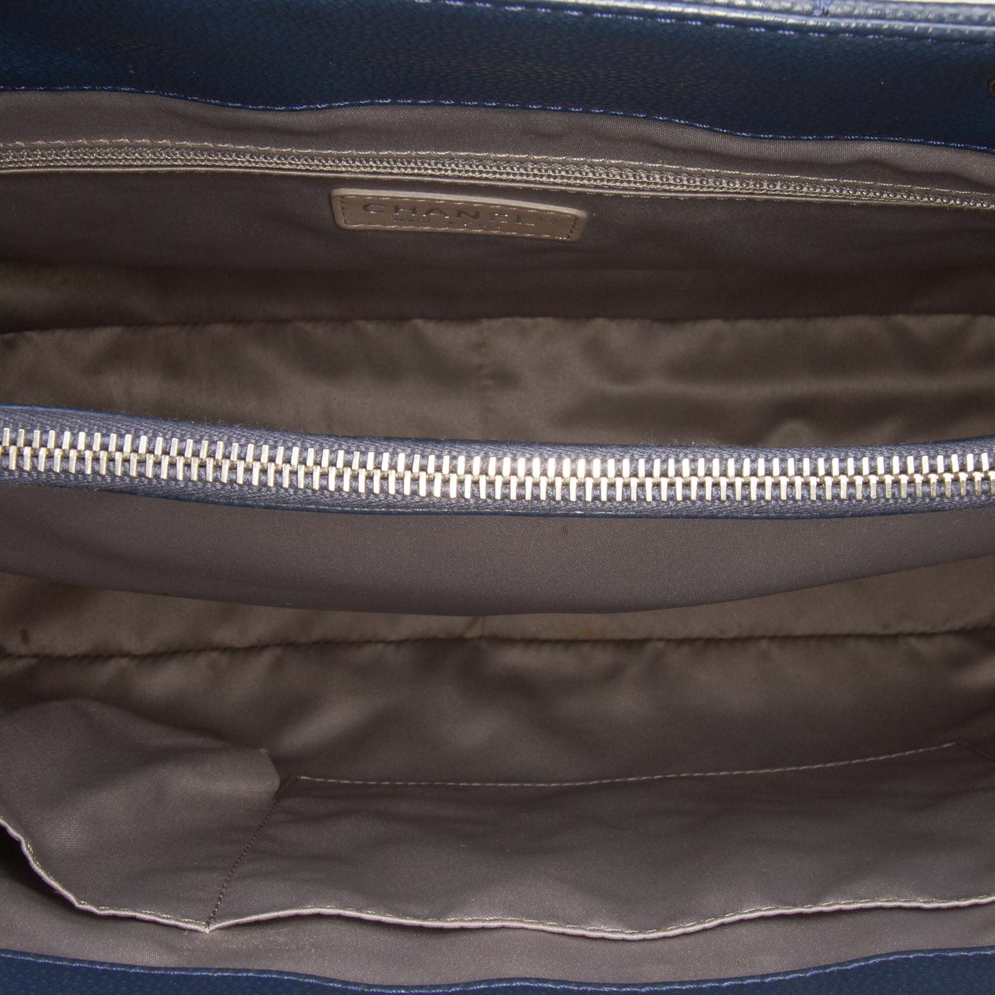 Caviar Grand Shopping Tote XL