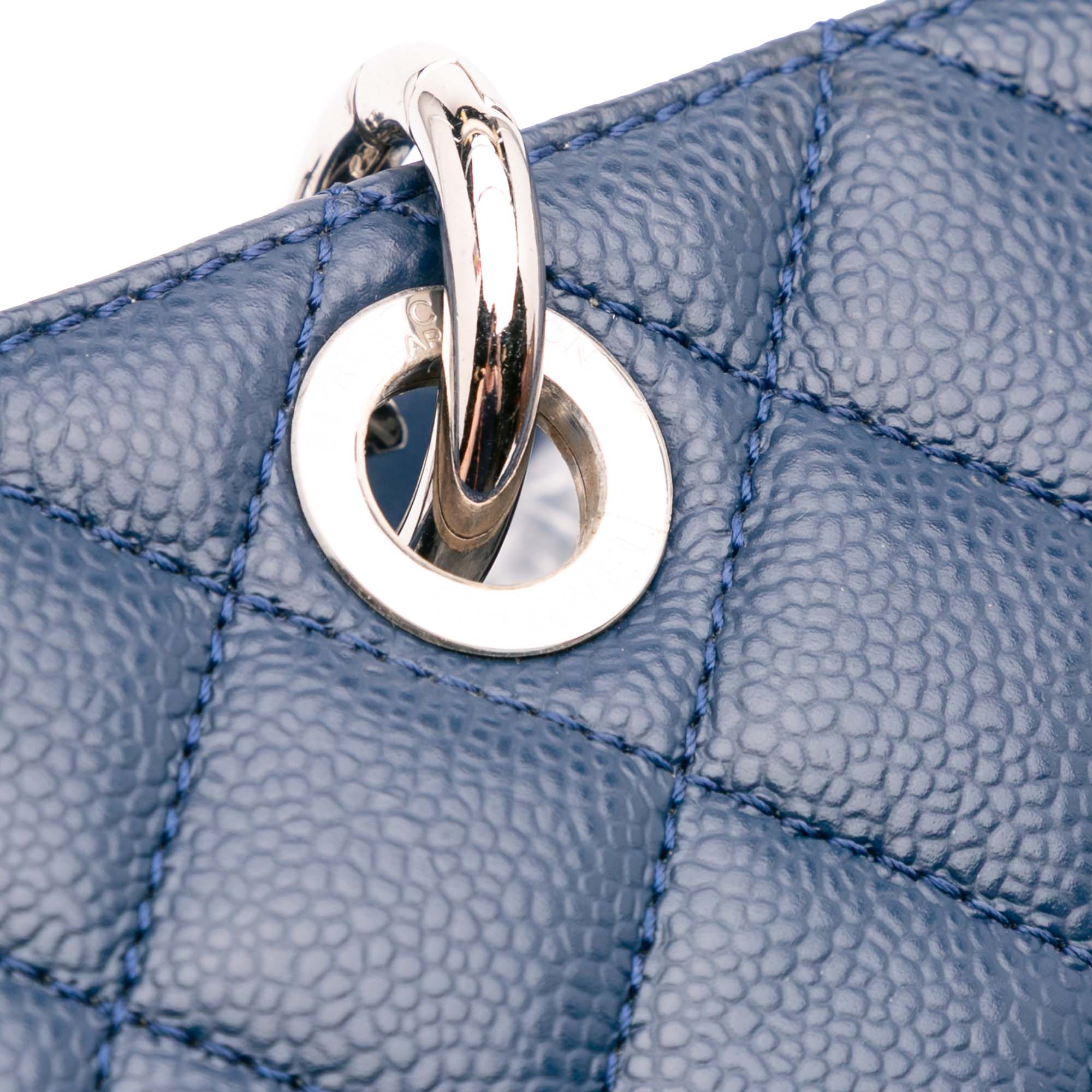 Caviar Grand Shopping Tote XL
