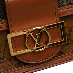 Monogram Reverse Dauphine Wallet on Chain