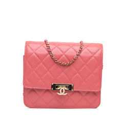 Quilted Caviar Golden Class Wallet On Chain