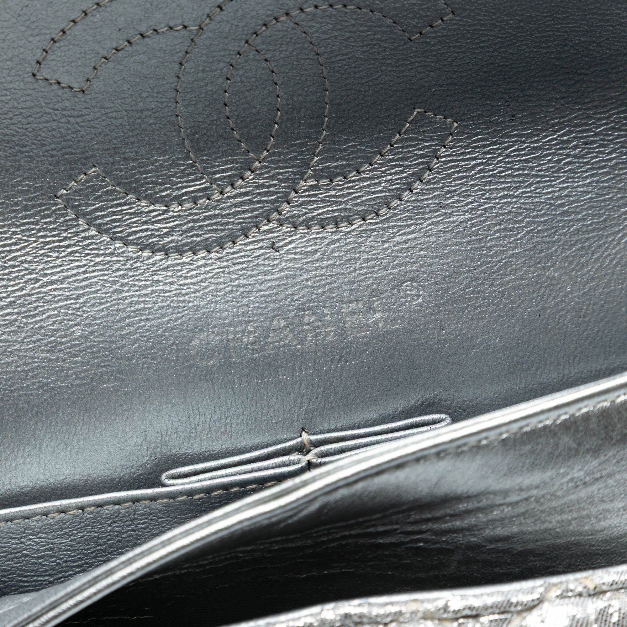 Small Classic Metallic Lame Bijoux Chain Double Flap