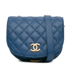 Quilted Grained Calfskin Casual Trip Messenger