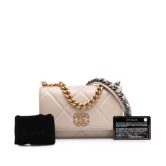 Quilted Lambskin 19 Wallet on Chain