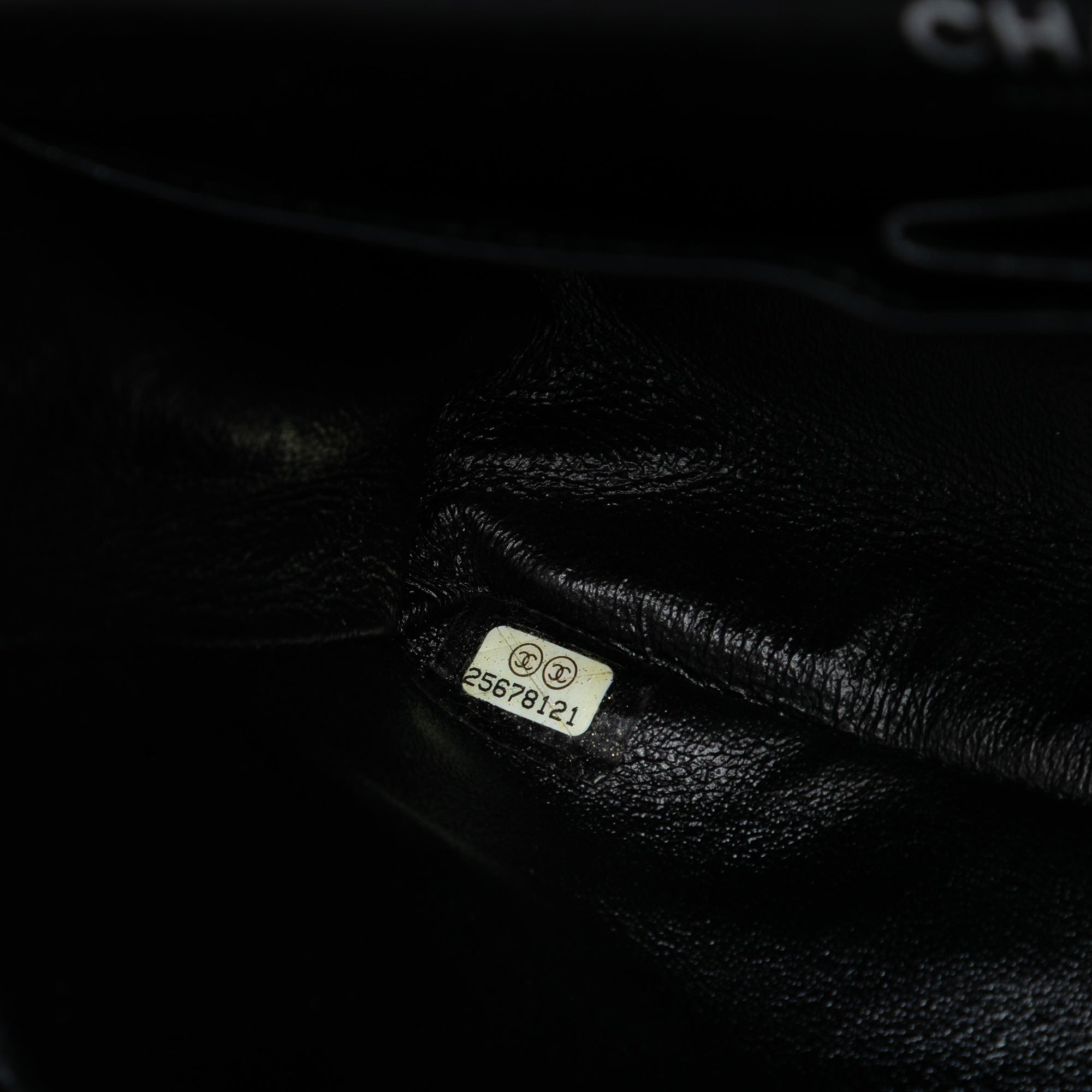 Small Classic Chevron Patent So Black Double Flap