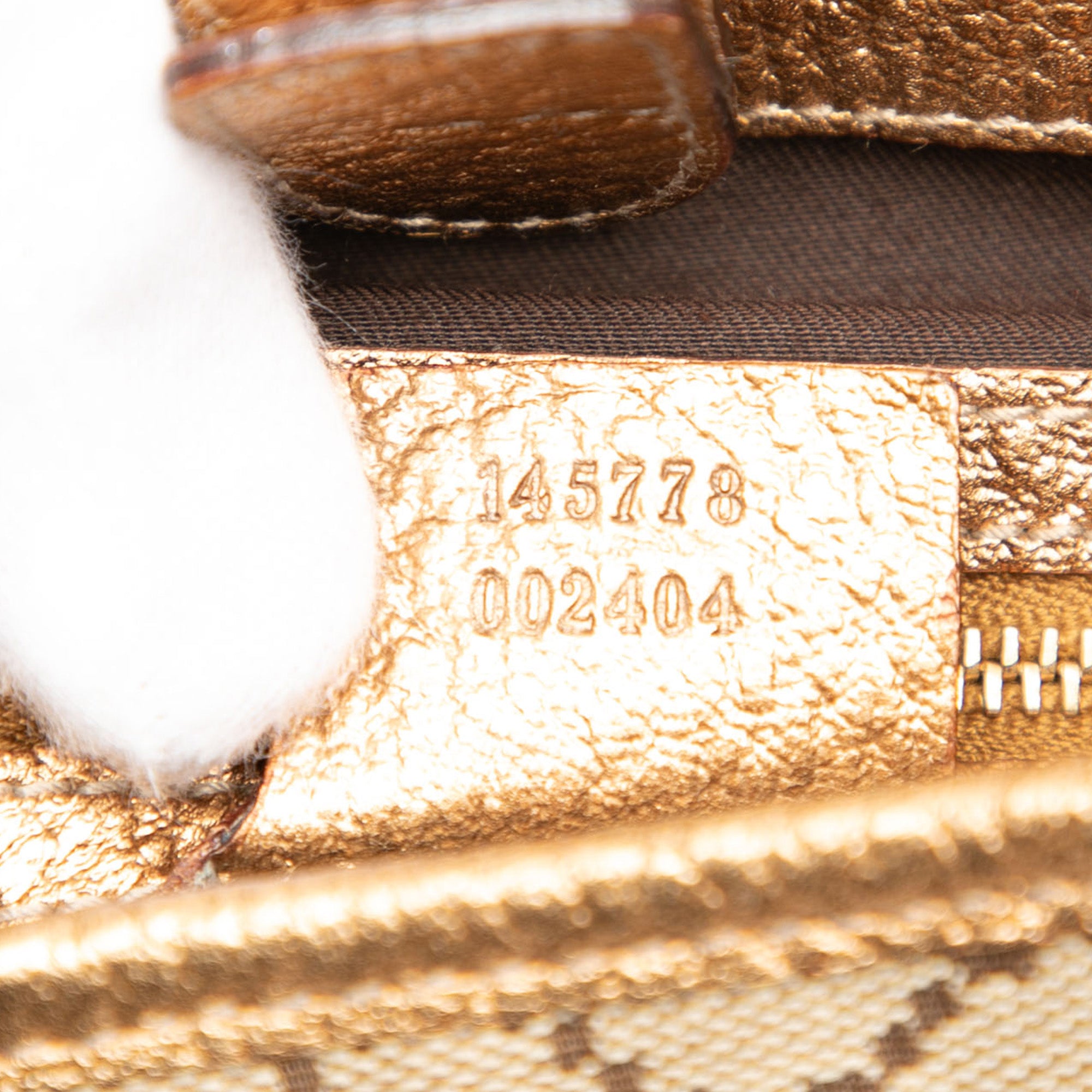 GG Canvas Punch Shoulder Bag 