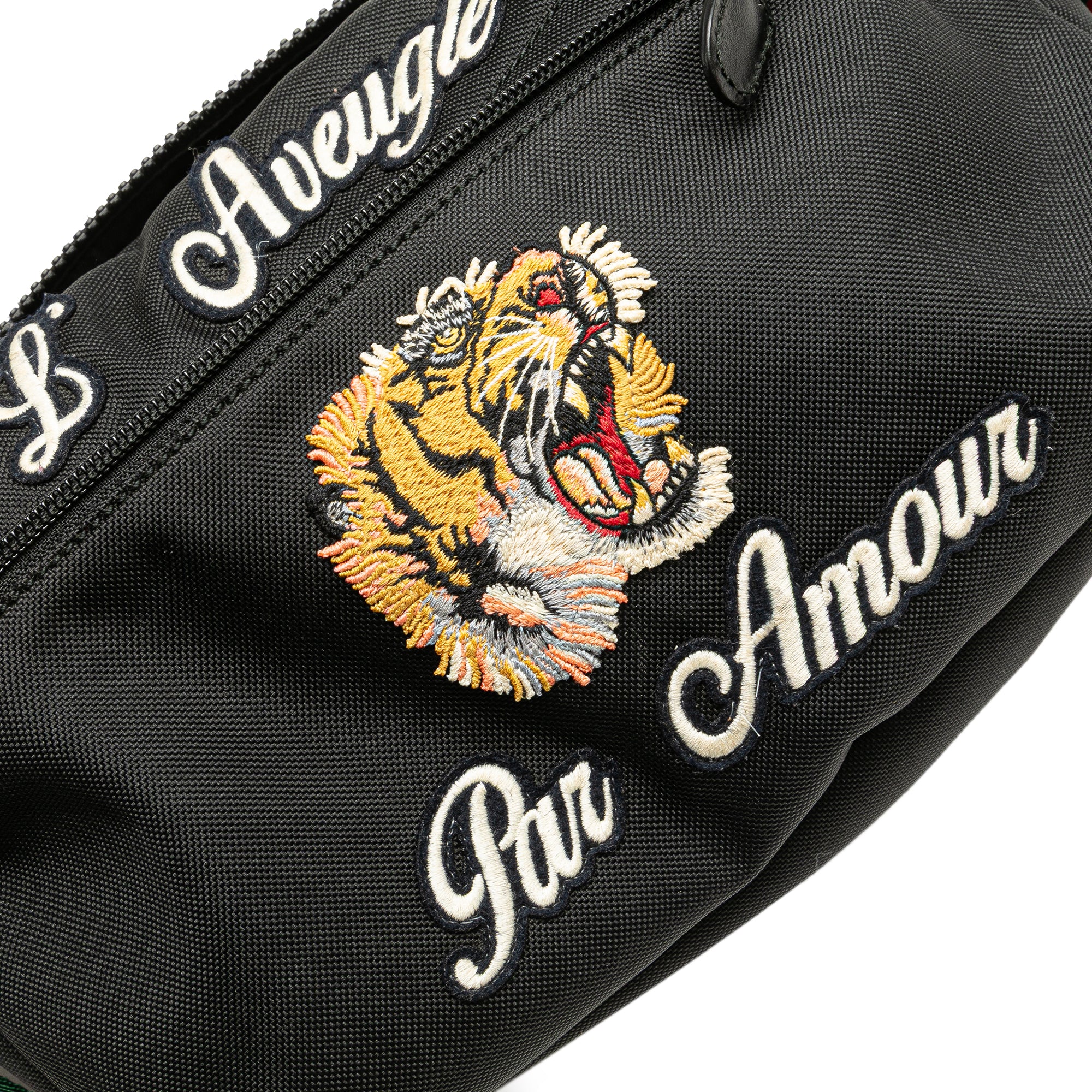 Techno Canvas Web L Aveugle Par Amour Embroidered Belt Bag