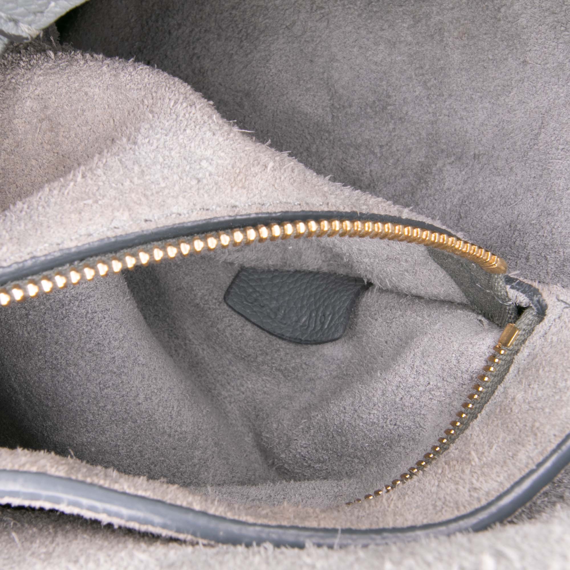Medium Leather Seau Sangle Bucket Bag