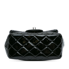 Mini Square Classic Patent Single Flap