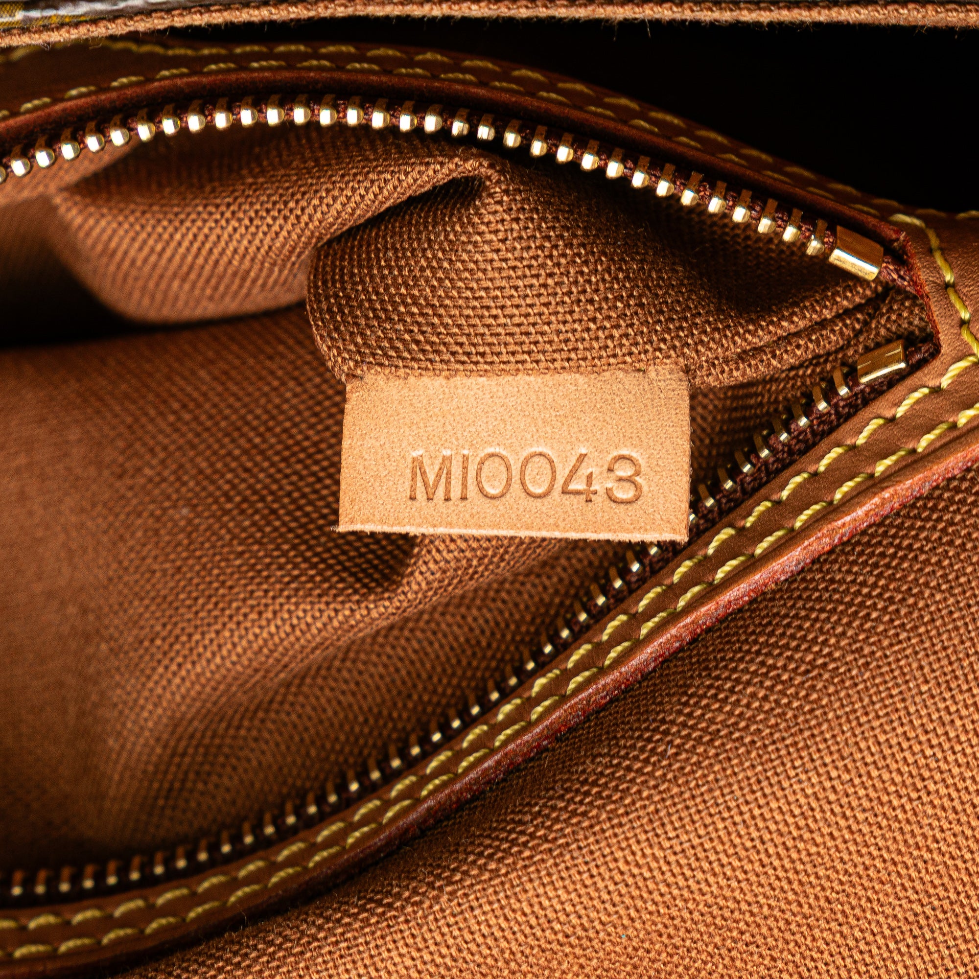 Monogram Mini Looping