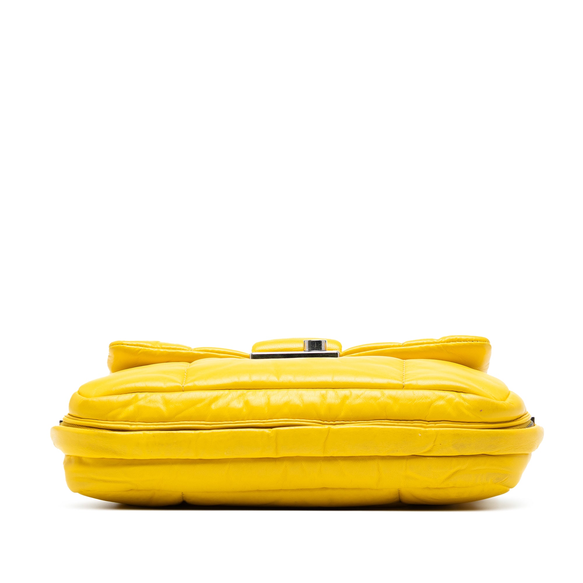 Nappa Bomber Sound Lock Chain Flap