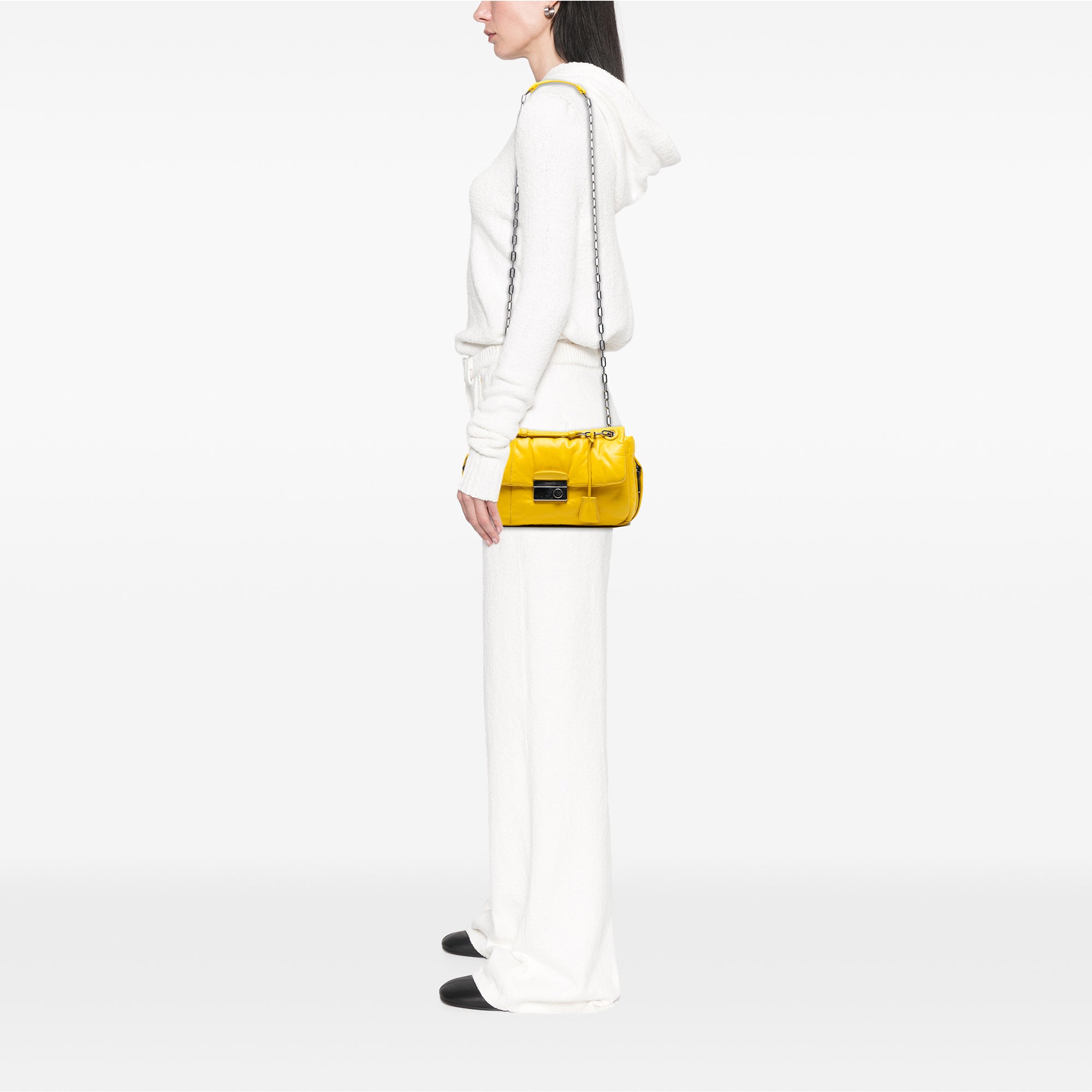 Nappa Bomber Sound Lock Chain Flap