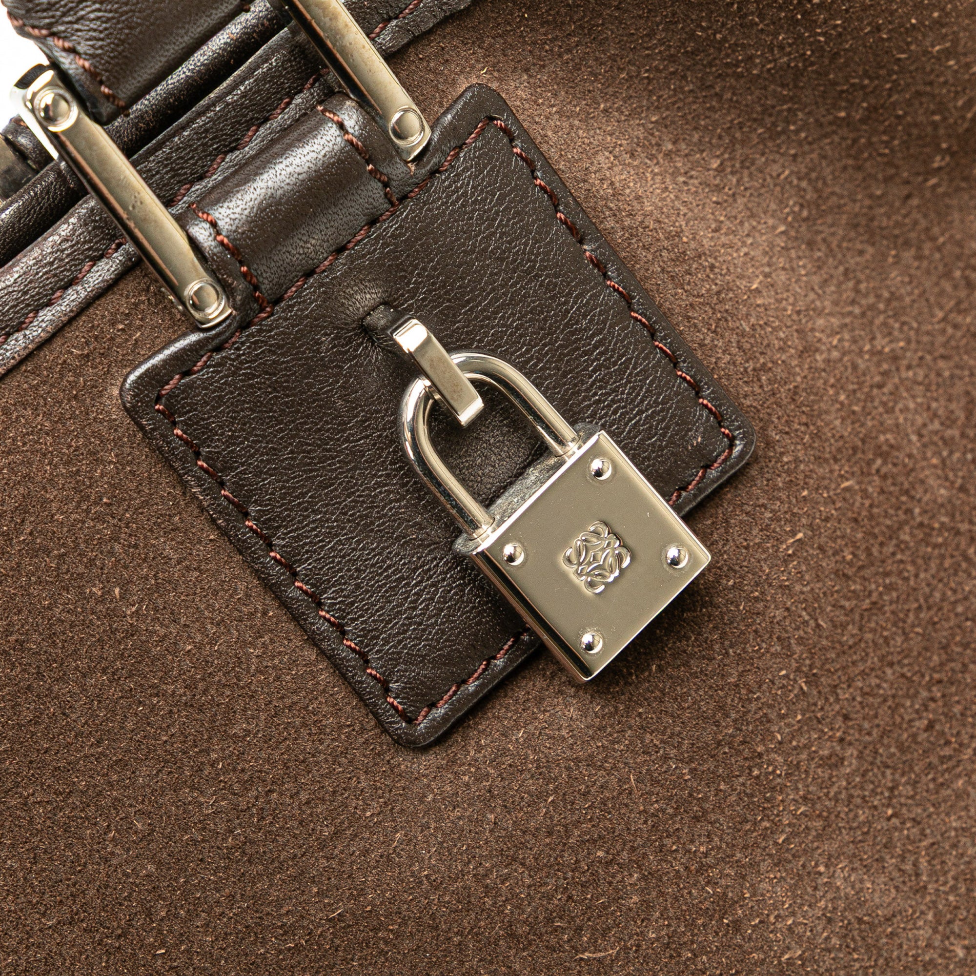 Suede Fusta 28 Tote