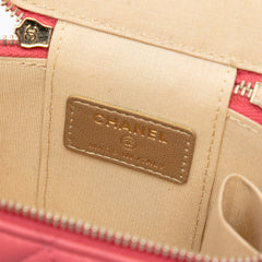 Mini Quilted Lambskin Pearl Crush Vanity Case With Chain