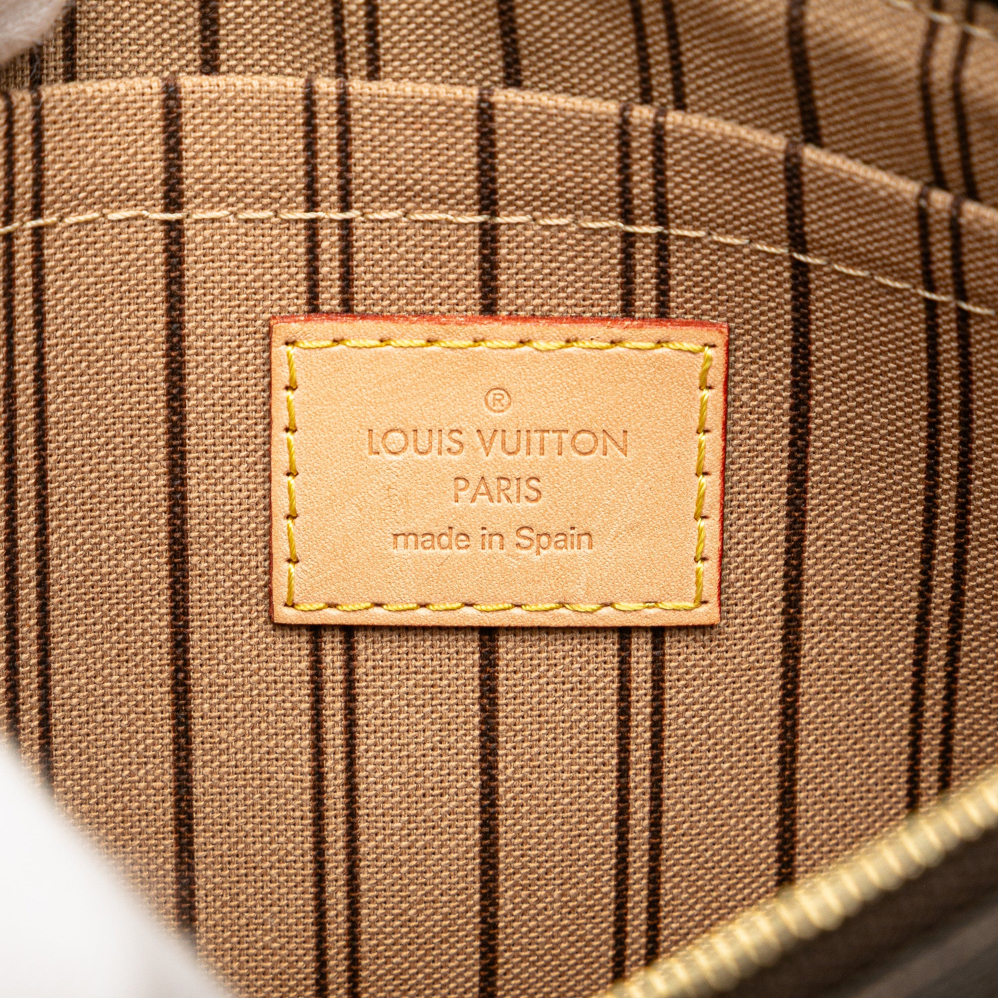 Monogram Neverfull Pouch