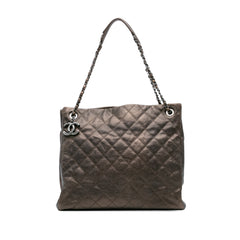 Large Quilted Iridescent Caviar Chic Tall Shopping Tote