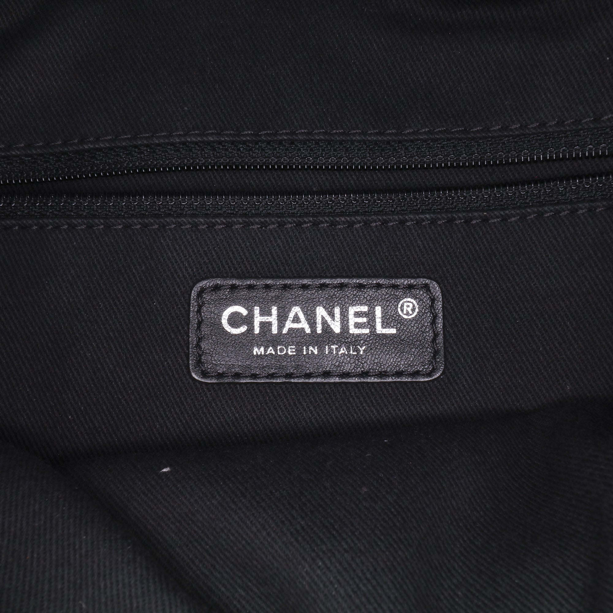 Large Quilted Iridescent Caviar Chic Tall Shopping Tote