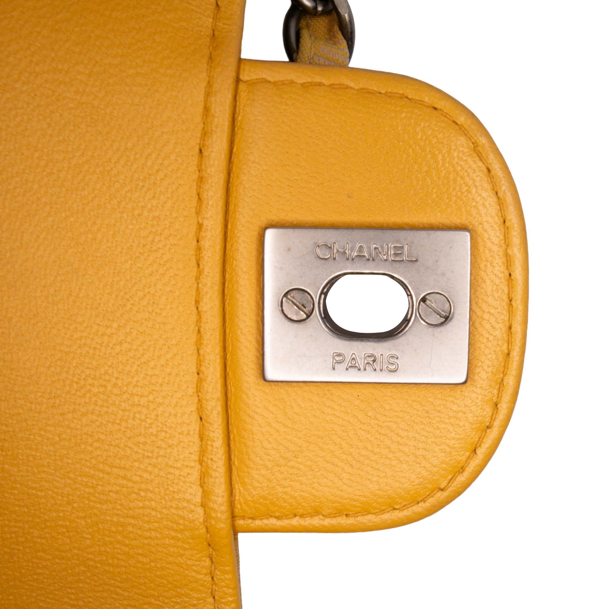 Medium New Travel Line Nylon Single Flap