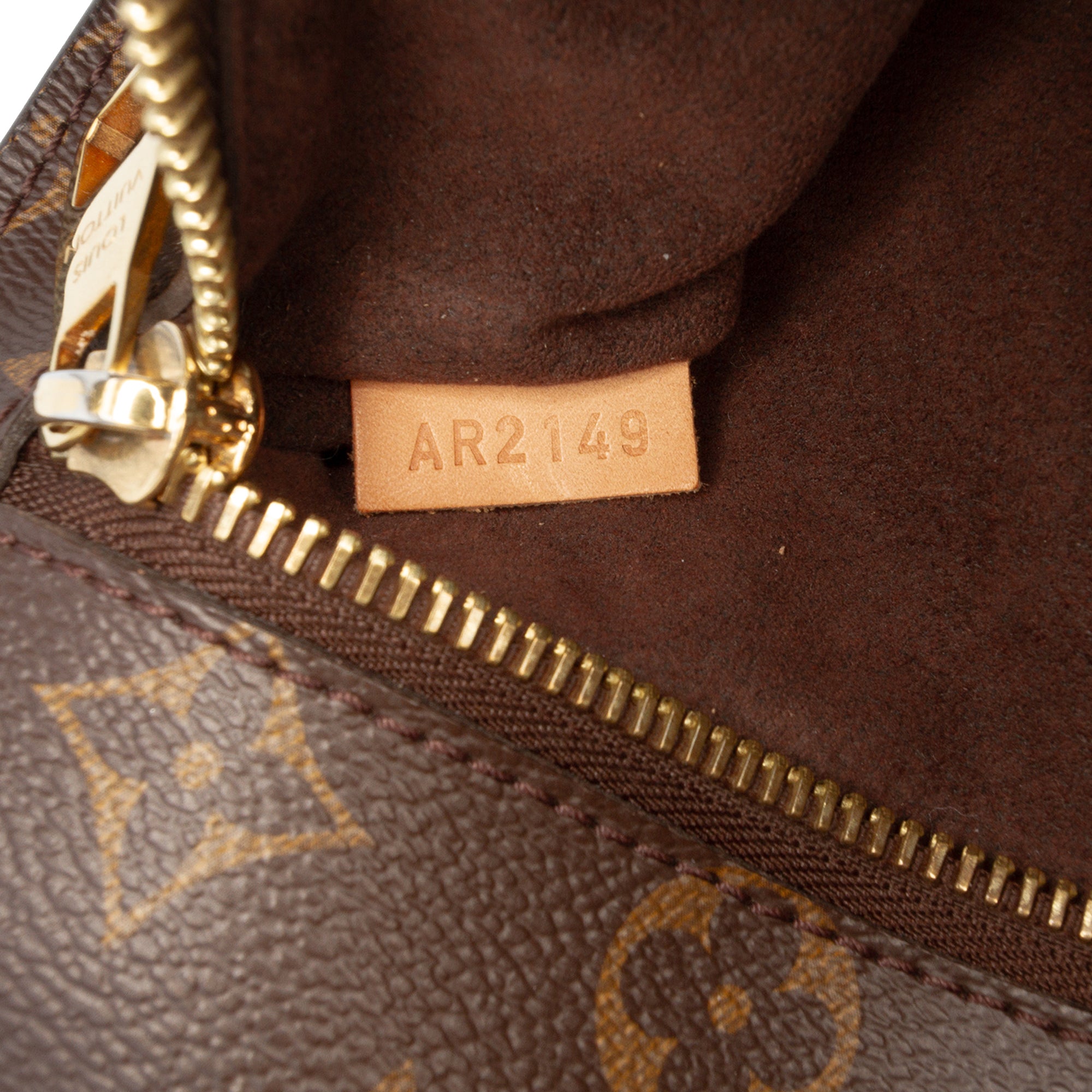 Monogram Pochette Metis
