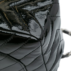 Jumbo Classic Chevron Patent Single Flap