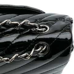 Jumbo Classic Chevron Patent Single Flap