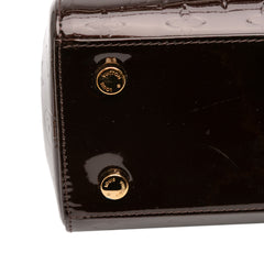 Monogram Vernis Brea MM
