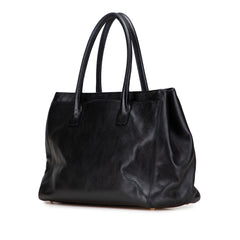 Medium Calfskin Executive Cerf Tote