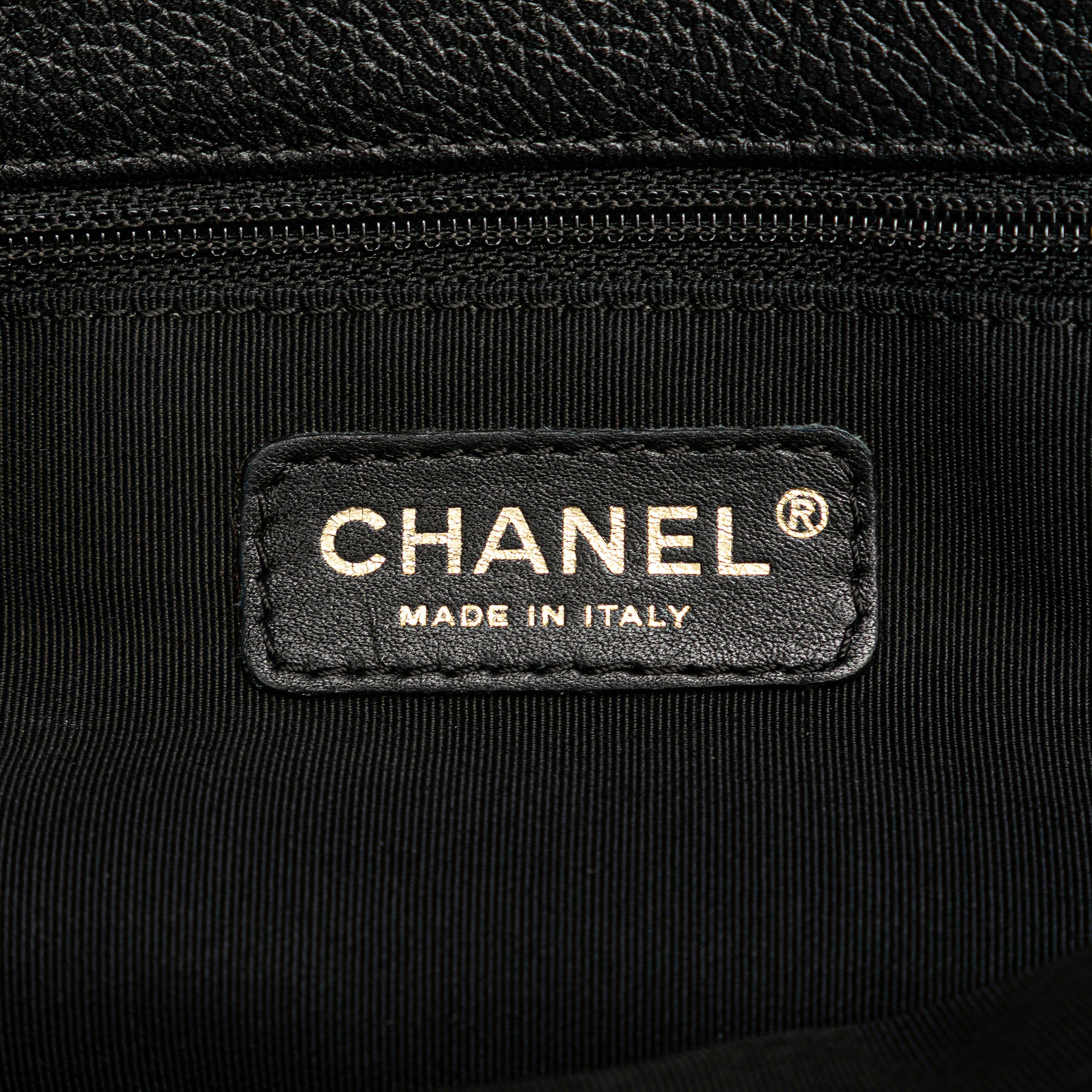 Medium Calfskin Executive Cerf Tote