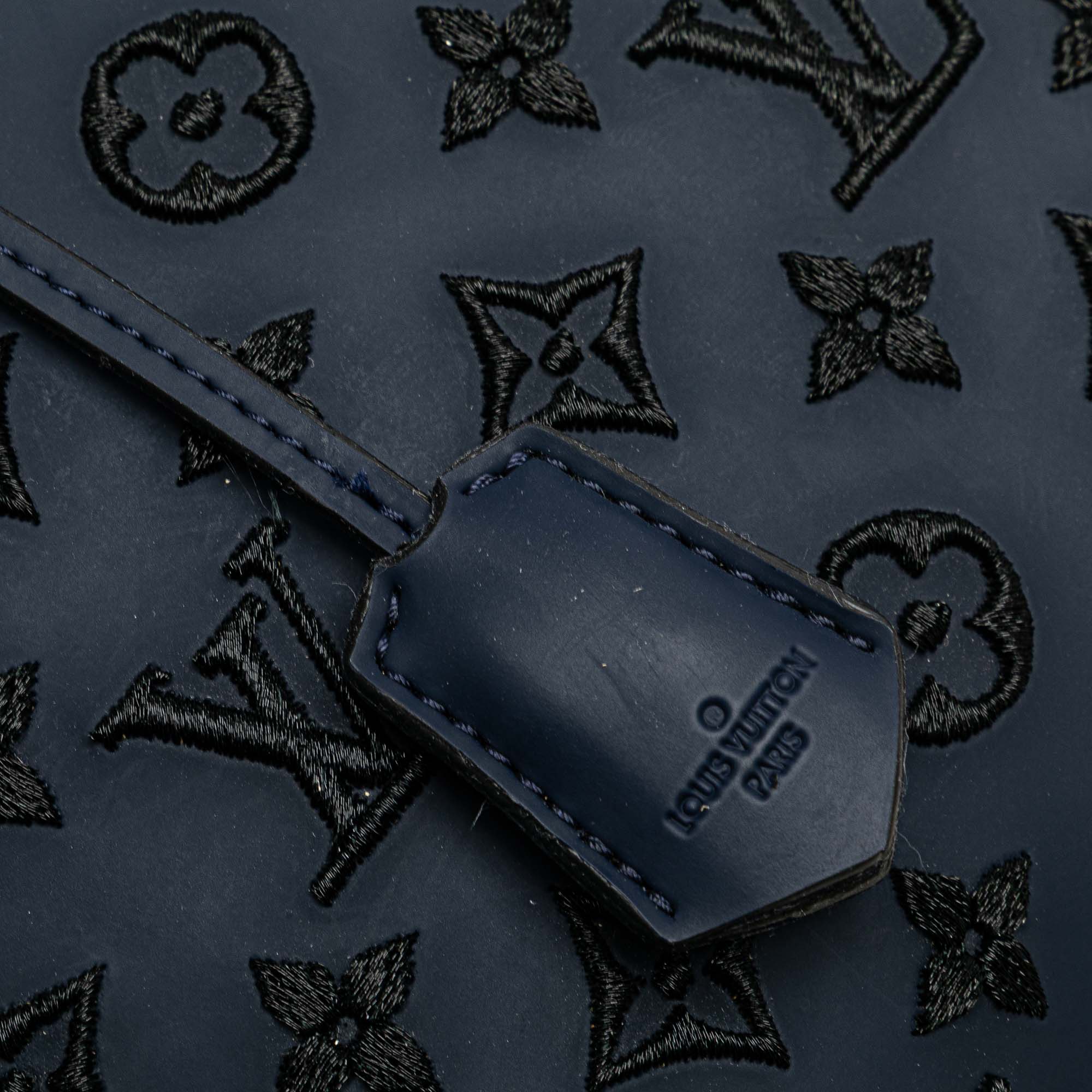 Monogram Addiction Lockit Vertical MM