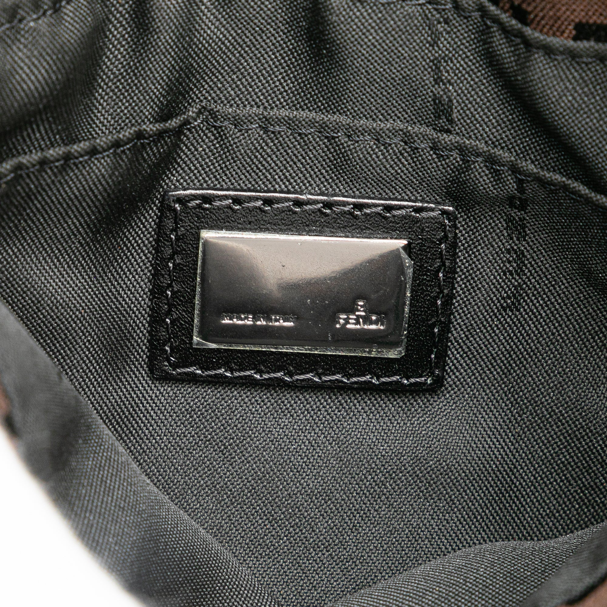 Zucchino Canvas Crossbody
