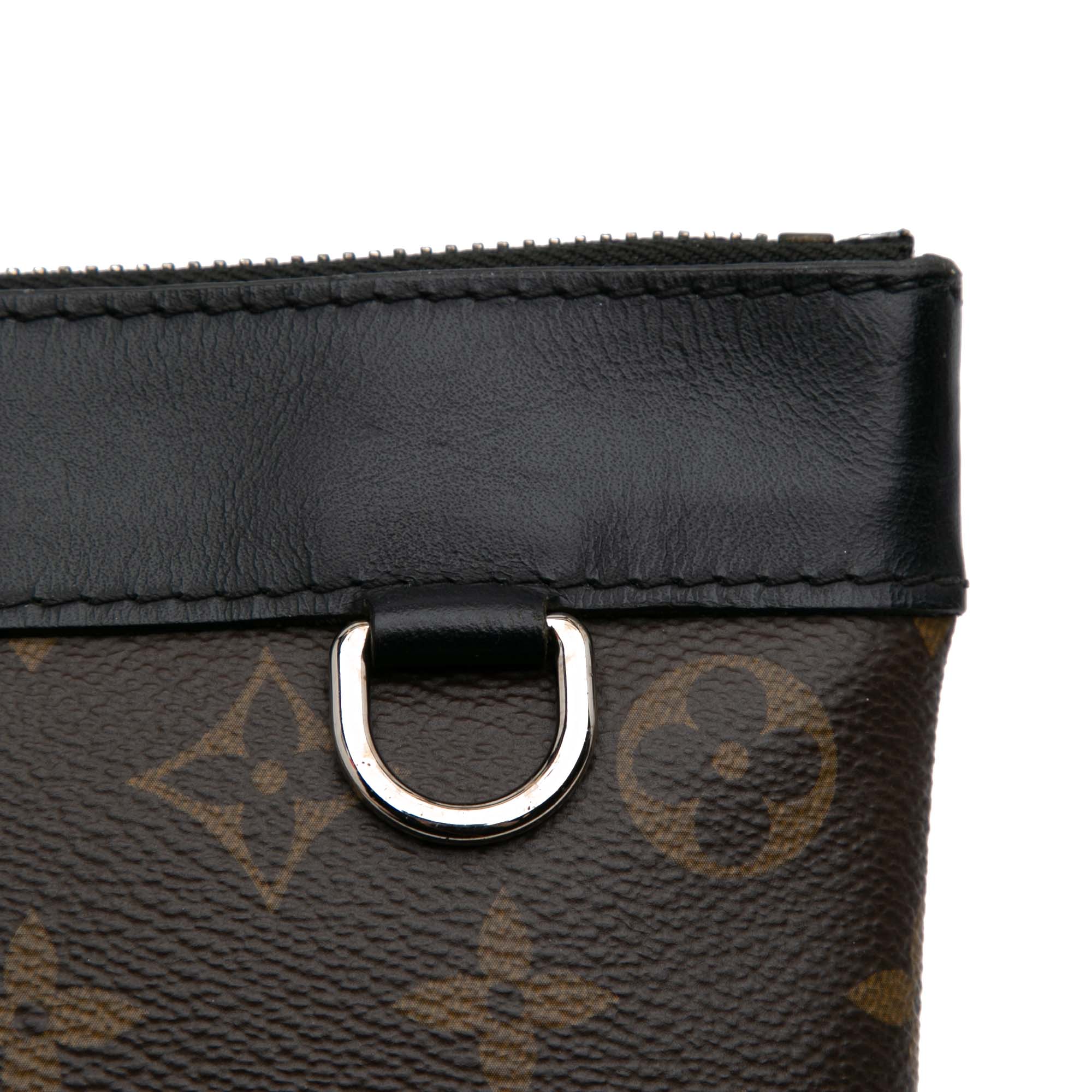 Monogram Macassar Discovery Pochette GM