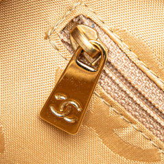 CC Chevron Quilted Lambskin Chain Shoulder Bag
