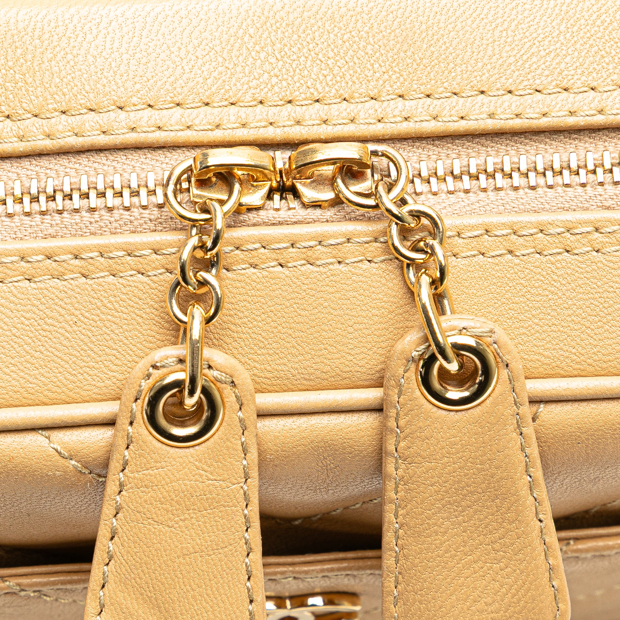CC Chevron Quilted Lambskin Chain Shoulder Bag