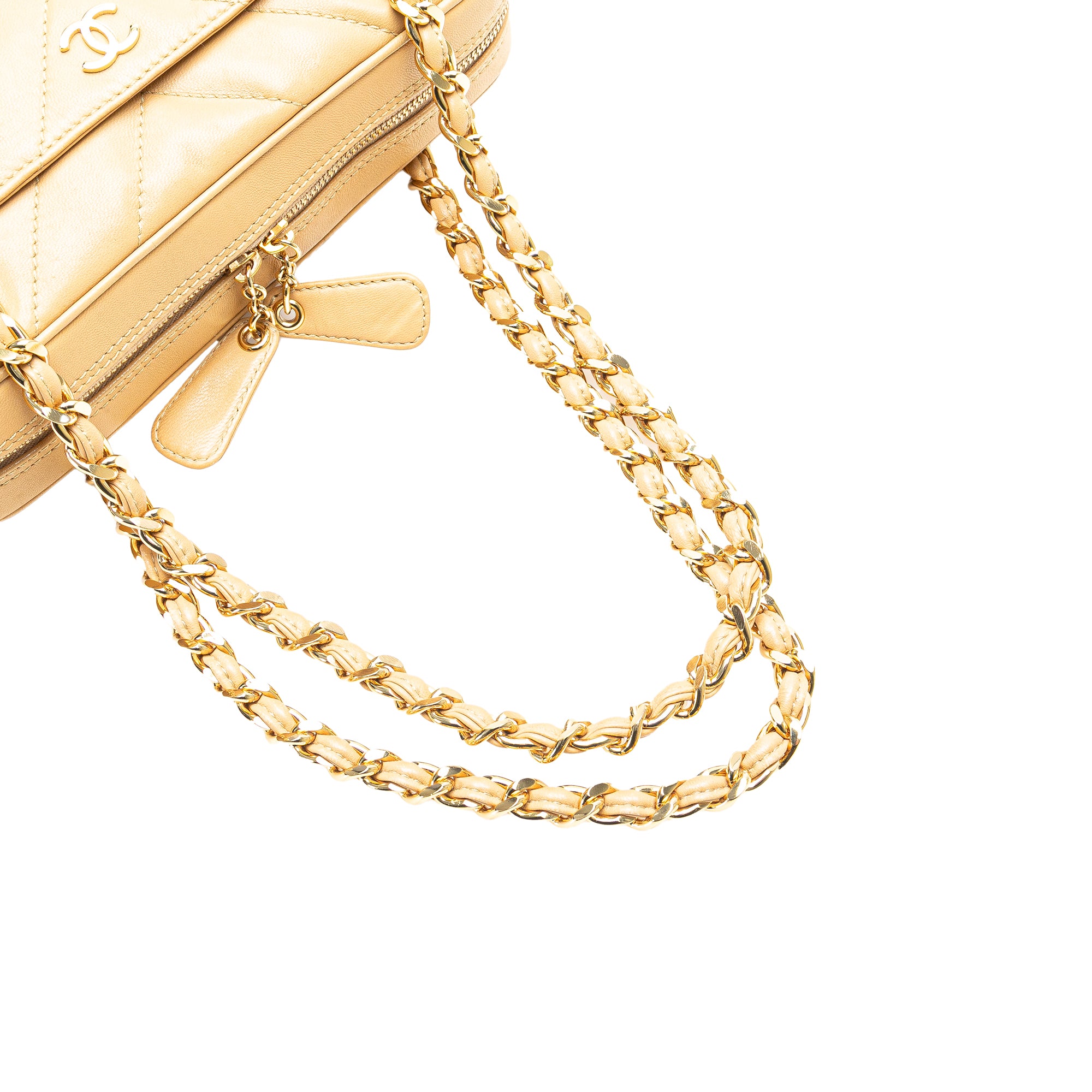 CC Chevron Quilted Lambskin Chain Shoulder Bag